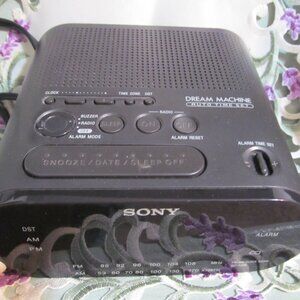Sony ICF-C218 FM/AM Clock Radio Dream Machine w/ Auto Time Set Tested & Working